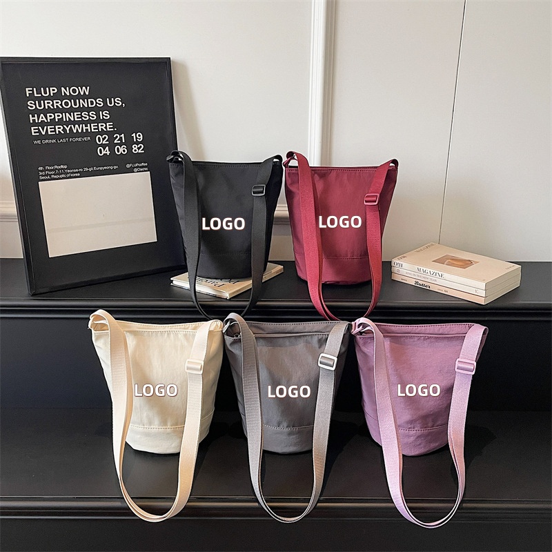 Custom Logo/Design Bucket Tote - Interior Design Logo recension och pris