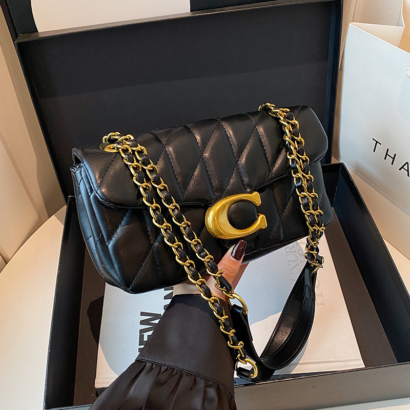 Women Quilted Leather Shoulder - Interior Design Logo recension och pris
